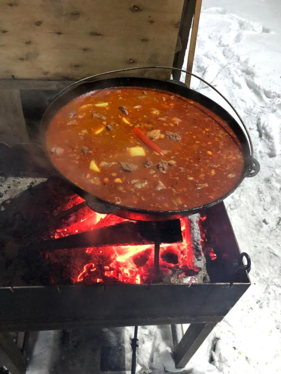 Gostynna Sadyba Kit Bayun Teterivka Esterno foto